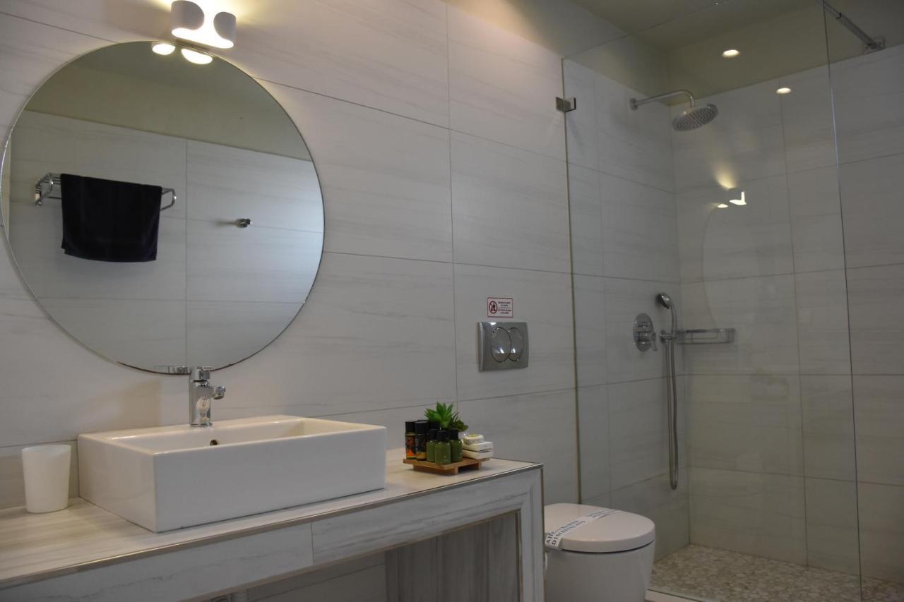 De_Naxia Suites Períssa Eksteriør bilde
