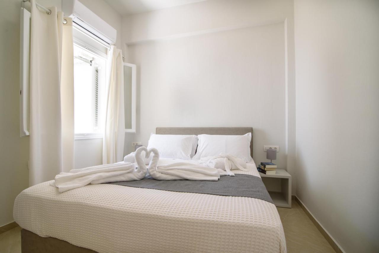 De_Naxia Suites Períssa Eksteriør bilde